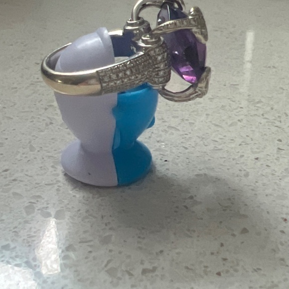 Gucci Diamond and Amethyst Horsebit Cocktail Ring - Picture 3 of 4